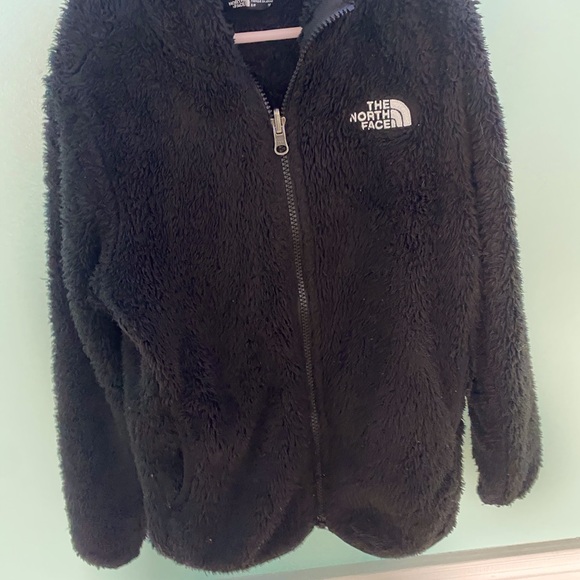 Youth size small (7/8) black fleece zip up north face jacket - Picture 1 of 4